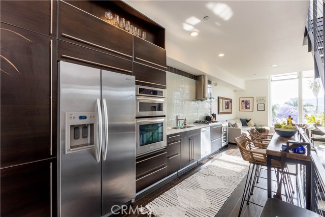Property photo of 1250 N Harper AV