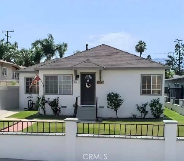 Property photo of 942 W 8th ST