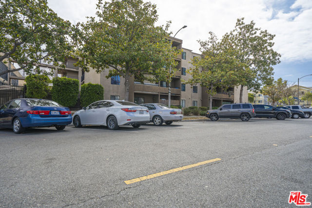 Property photo of 1450 Locust AV