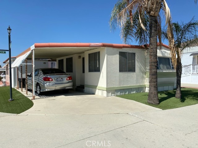 Property photo of 1330 Country Club DR