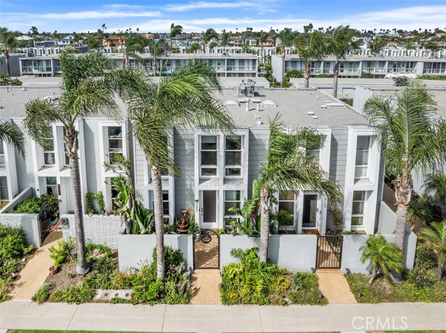 Property photo of 4045 Warner Ave