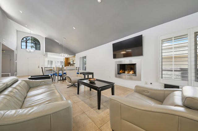 Photo of 41733 Aventine Ct