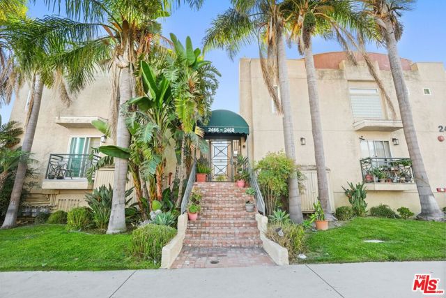 Property photo of 2468 Montrose AV