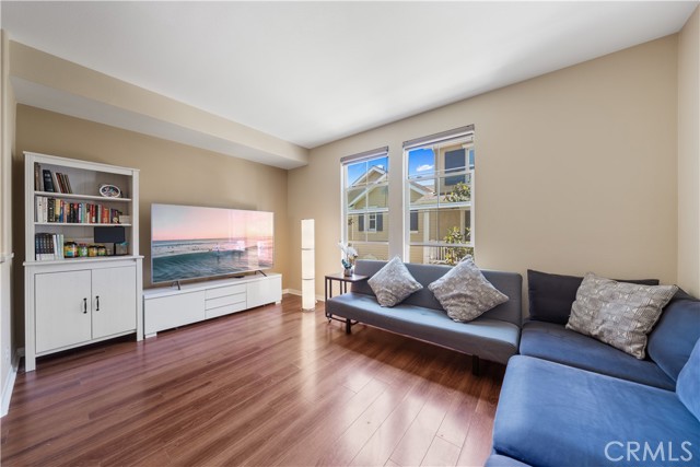 Property photo of 414 Silk Tree