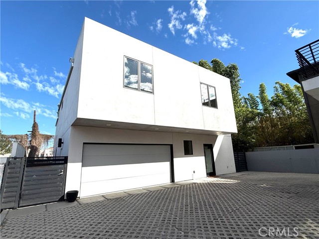 Photo of 542 N Commonwealth Av
