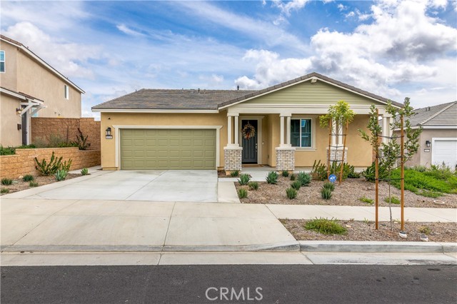 Property photo of 30165 Truckee CR