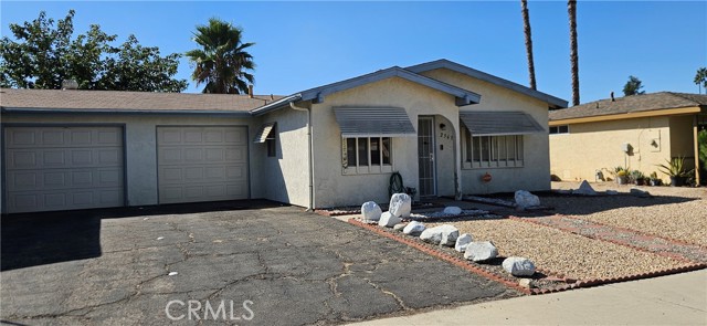 Property photo of 2363 W Oakland AV