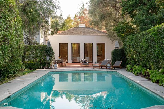 Property photo of 1527 E California BL