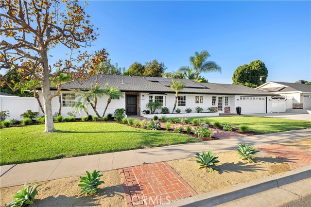 Property photo of 11891 Gladstone DR