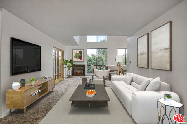 Property photo of 13331 Moorpark ST