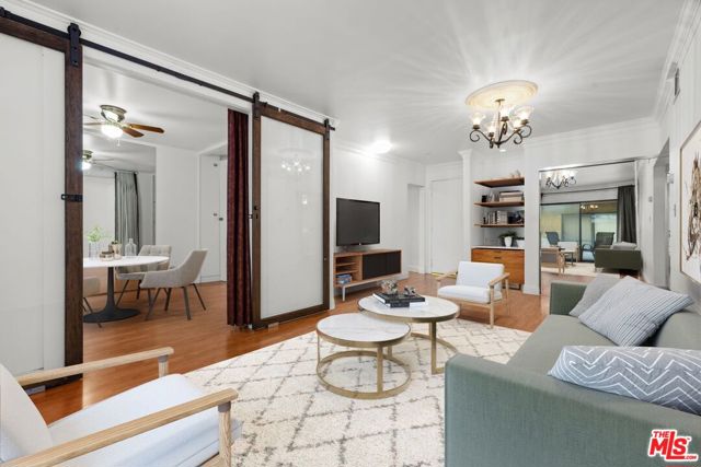 Property photo of 1735 N Fuller AV