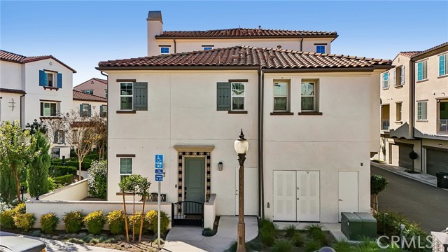 Property photo of 15968 Leader AV