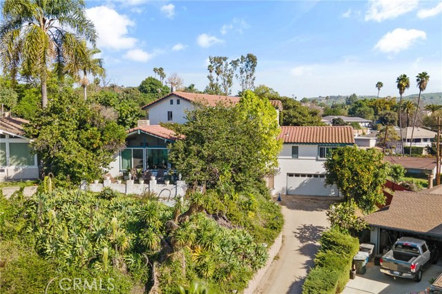 Photo of 1380 Starland