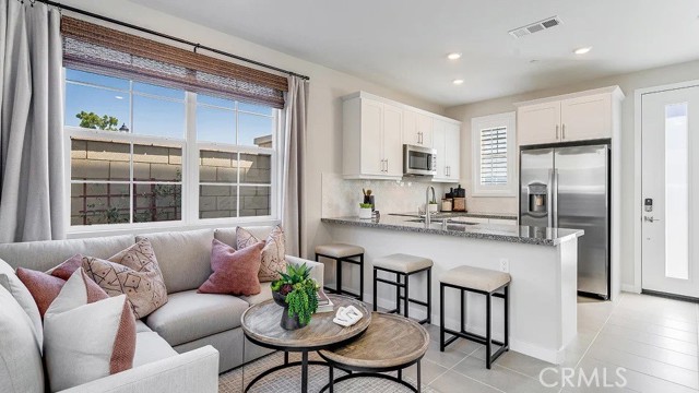 Property photo of 2618 E Lincoln Paseo