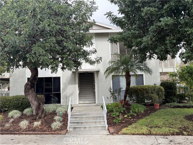 Property photo of 925 AVE MAJORCA