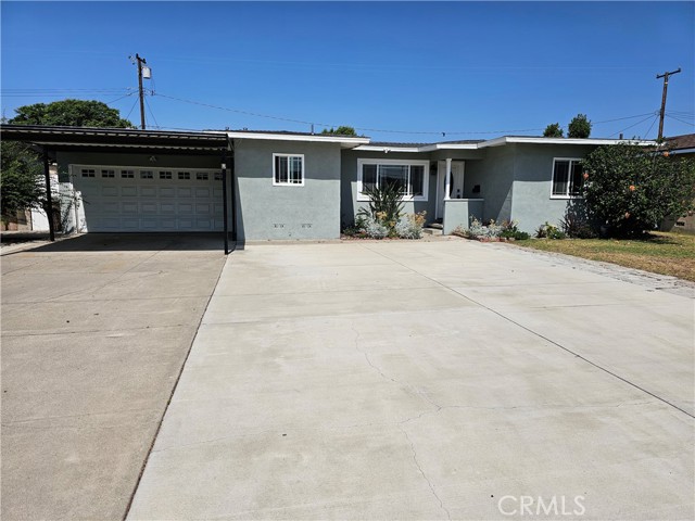 Property photo of 11881 Old Fashion WY