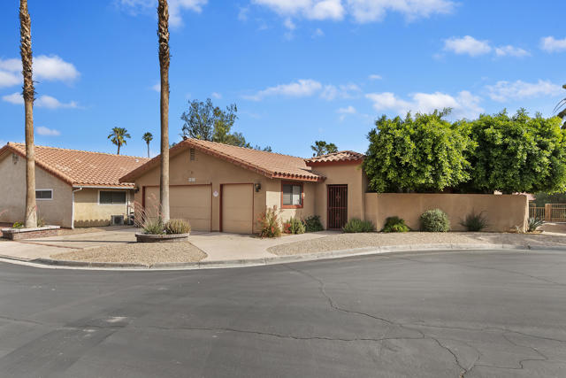 Property photo of 82300 Vandenberg CT