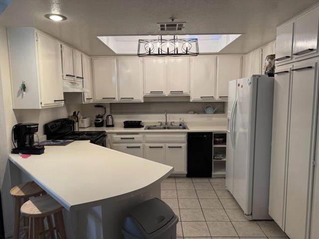 Photo of 255 S Avenida Caballeros