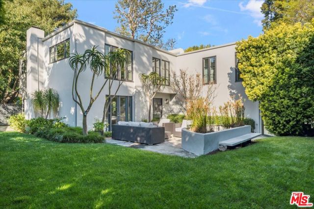 Property photo of 3055 N Nichols Canyon RD