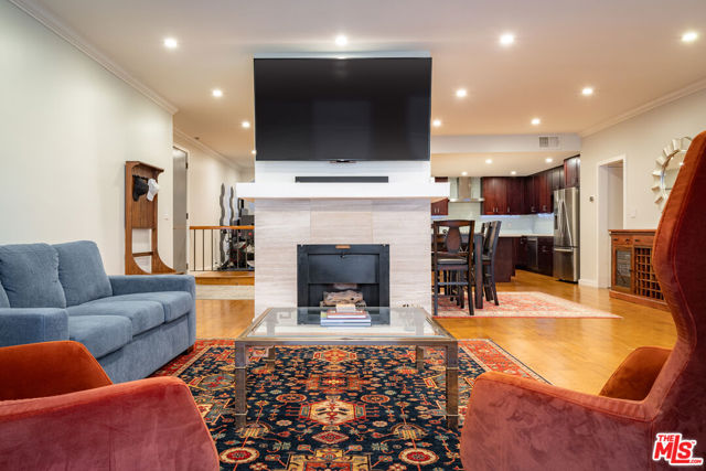 Property photo of 1505 S Bentley AV