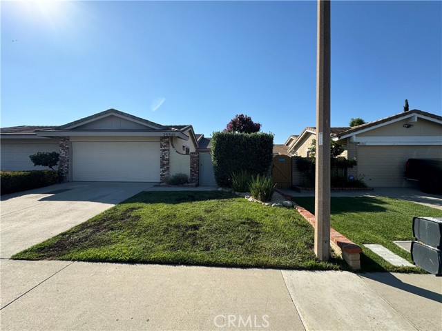 Property photo of 25561 Alicante DR