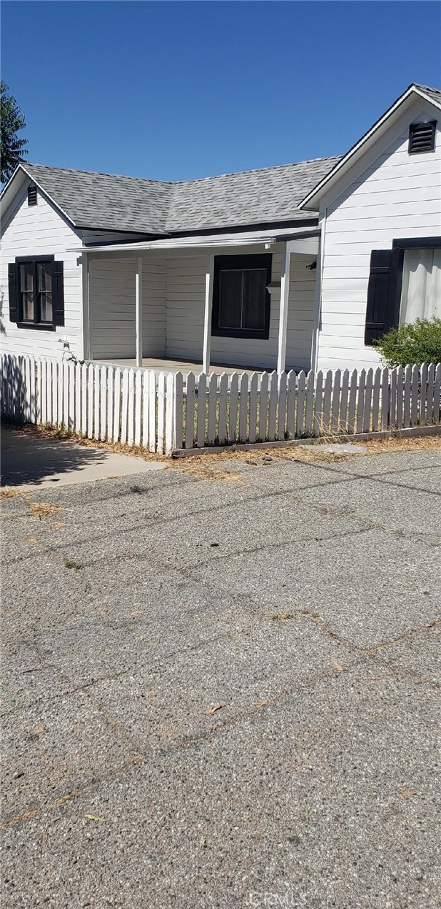Property photo of 559 Edgar AV