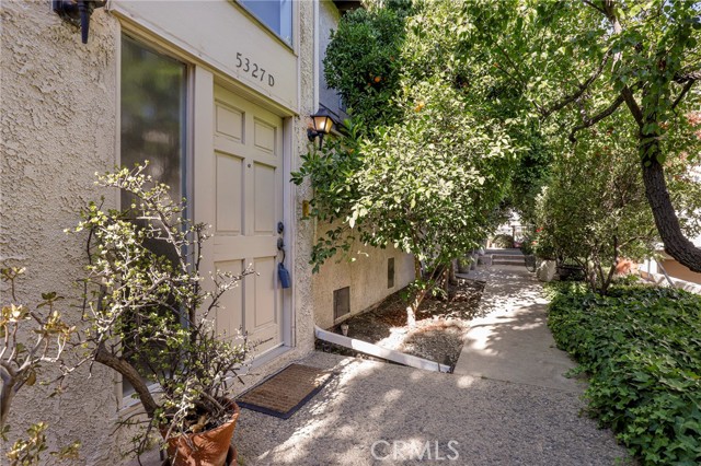 Property photo of 5327 Coldwater Canyon AV