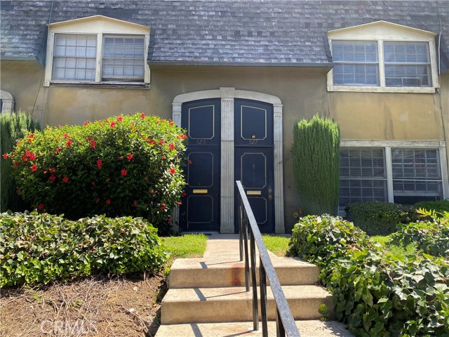Property photo of 525 La Verne ST