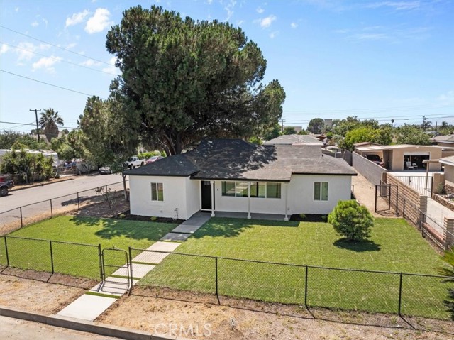 Property photo of 8316 Reseda AV