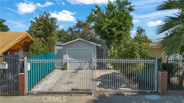 Property photo of 2115 E 114th ST