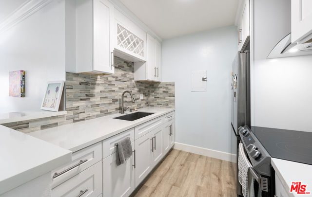 Property photo of 7740 Redlands ST