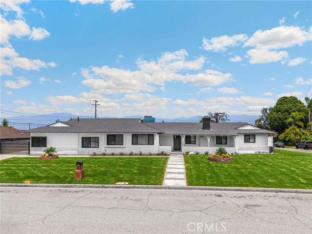 Property photo of 3033 E Sunset Hill DR