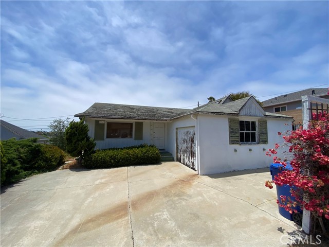 Property photo of 22623 Linda DR
