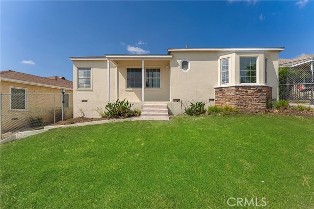 Property photo of 1717 S Fairfax AV