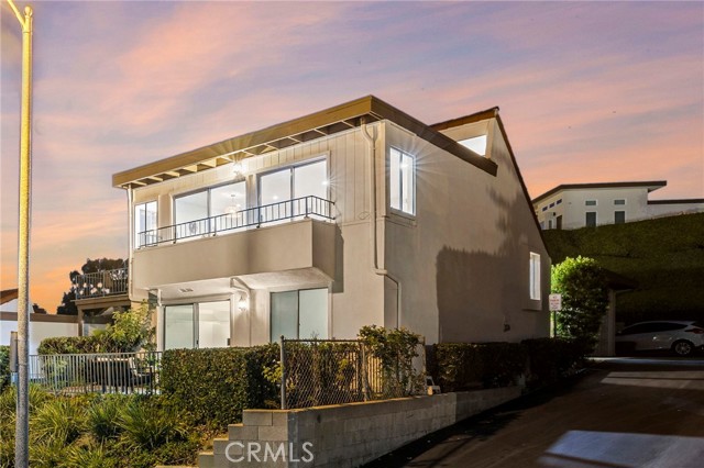 Property photo of 715 Calle Camisa