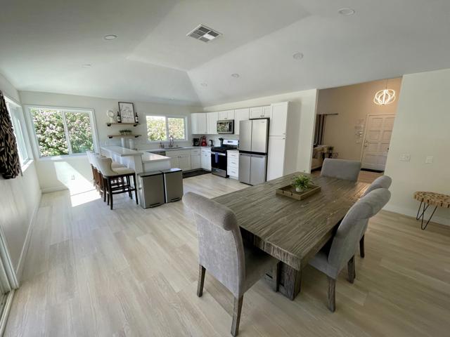 Property photo of 79361 Port Royal AV