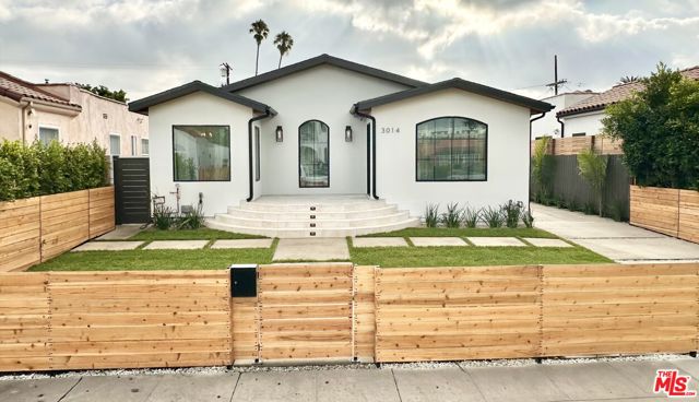Property photo of 3014 S Norton AV