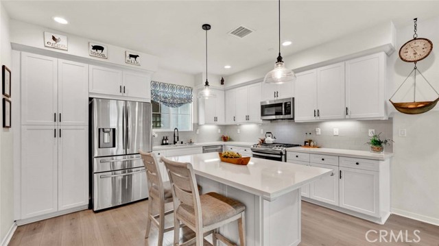Property photo of 1006 Overton CT