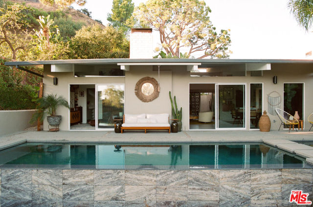 Property photo of 2102 Ridgemont DR