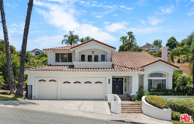 Property photo of 22248 Cairnloch ST