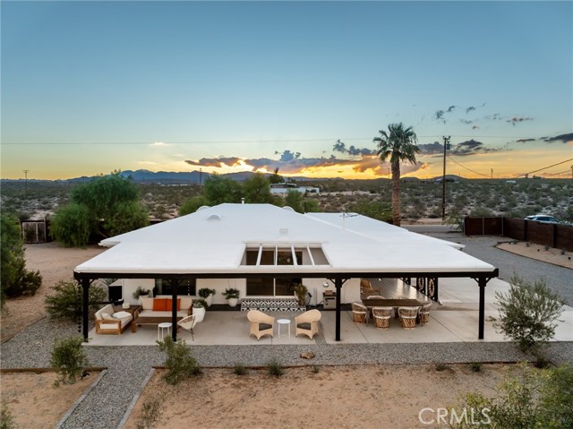 Property photo of 2837 Border AV