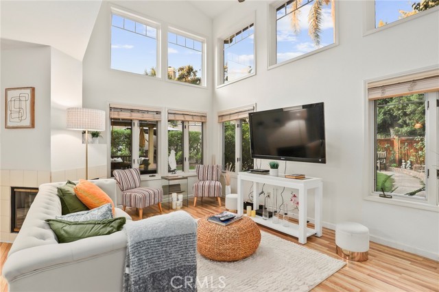 Property photo of 1163 Crowne DR