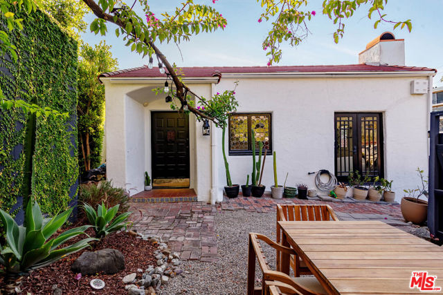 Property photo of 2251 N Cahuenga BL