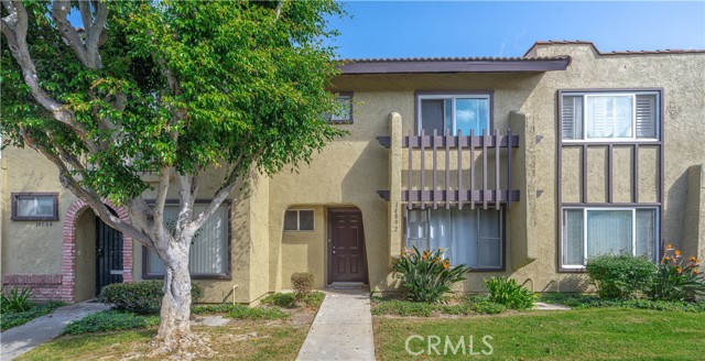 Property photo of 14892 Valencia PZ