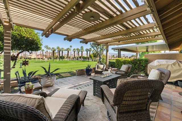 Property photo of 77796 Woodhaven DR