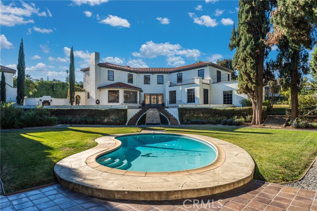 Property photo of 1205 W Highland AV