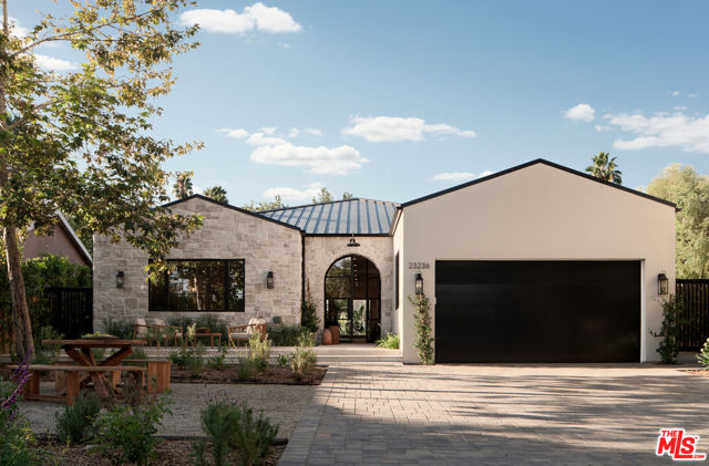 Property photo of 23236 Hatteras ST