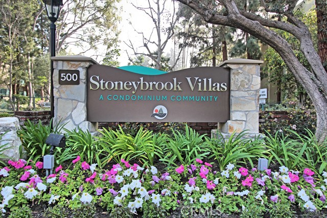 Property photo of 564 N Bellflower BL