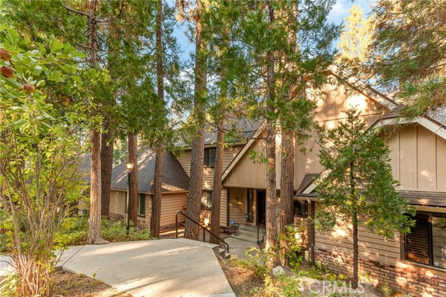 Property photo of 27494 White Fir DR
