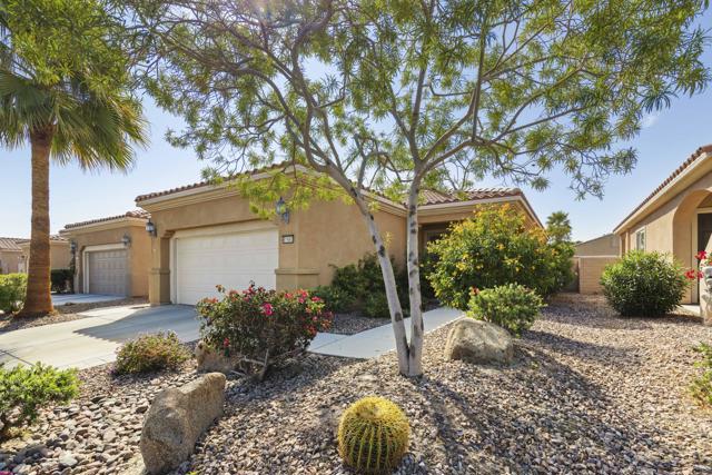 Property photo of 81665 Avenida Alturas